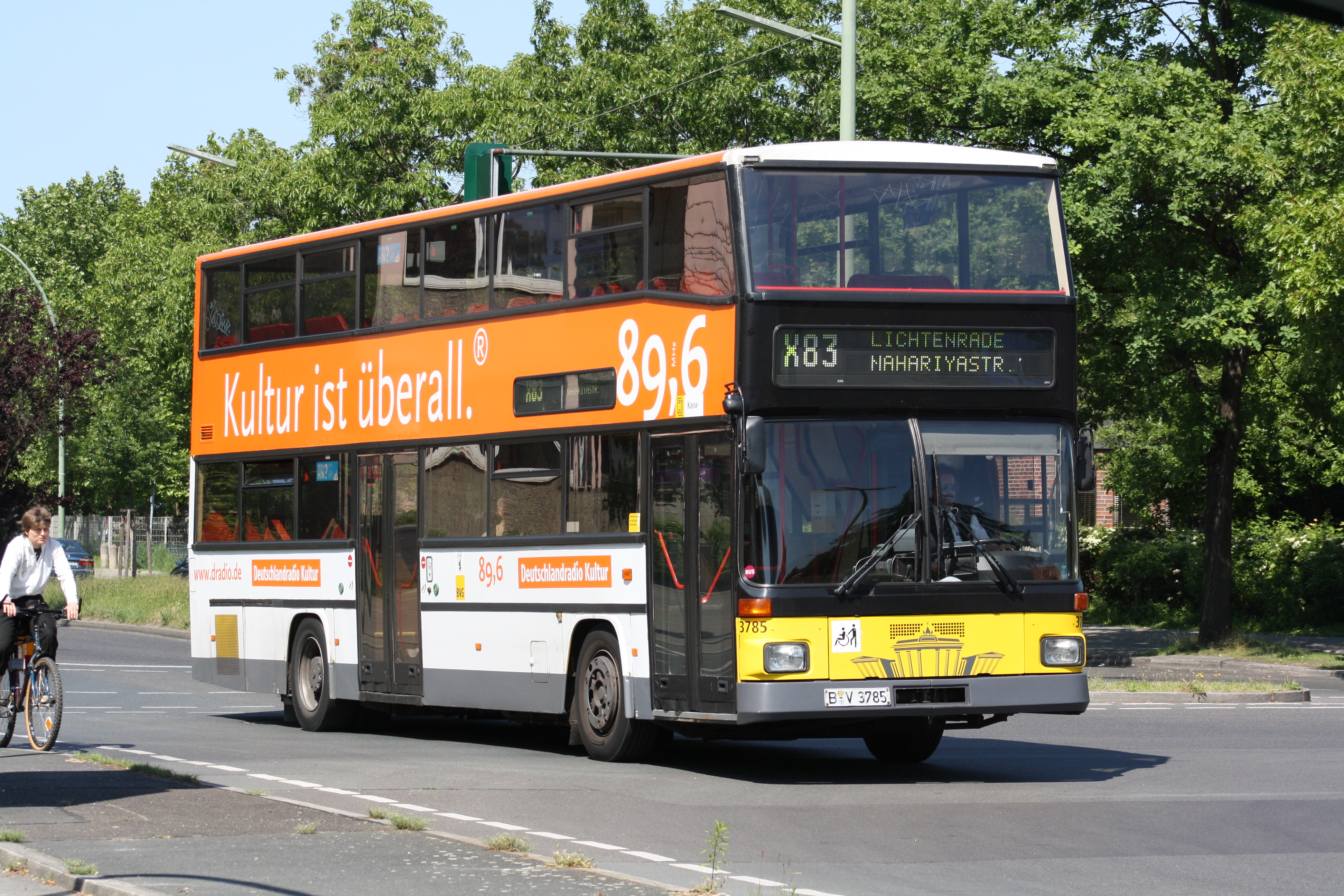 Historischer Bus